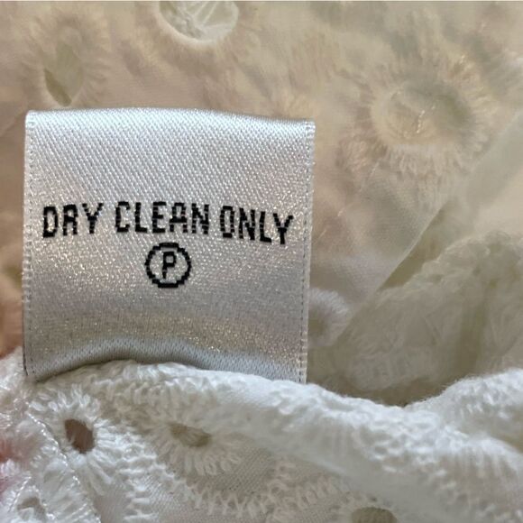 EUC Nicole Miller Atelier Off the Shoulder Eyelet Peasant Top White Sz. S - Picture 7 of 7